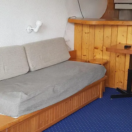 Skis Aux Pieds Pour 5 Pers. Avec Balcon, Proche Commerces Et Pistes A Arc 1800 - Fr-1-411-116 *