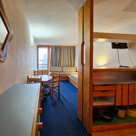 Apartment Skis Aux Pieds, 5 Pers., Animaux Admis, Proche Commerces A Arc 1800 - Fr-1-411-116 *